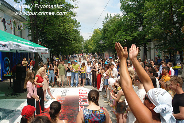 Празднование дня города в Симферополе  - фоторепортаж.