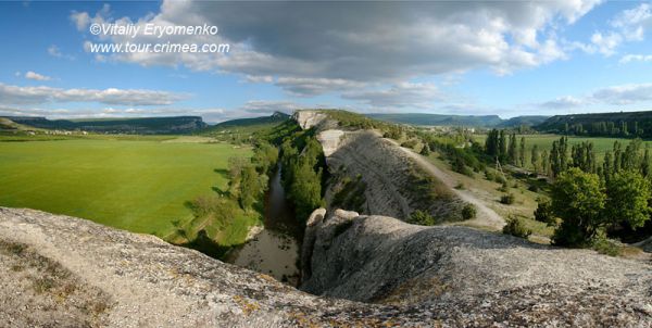 Panorama-Belbekskoy-dolini1